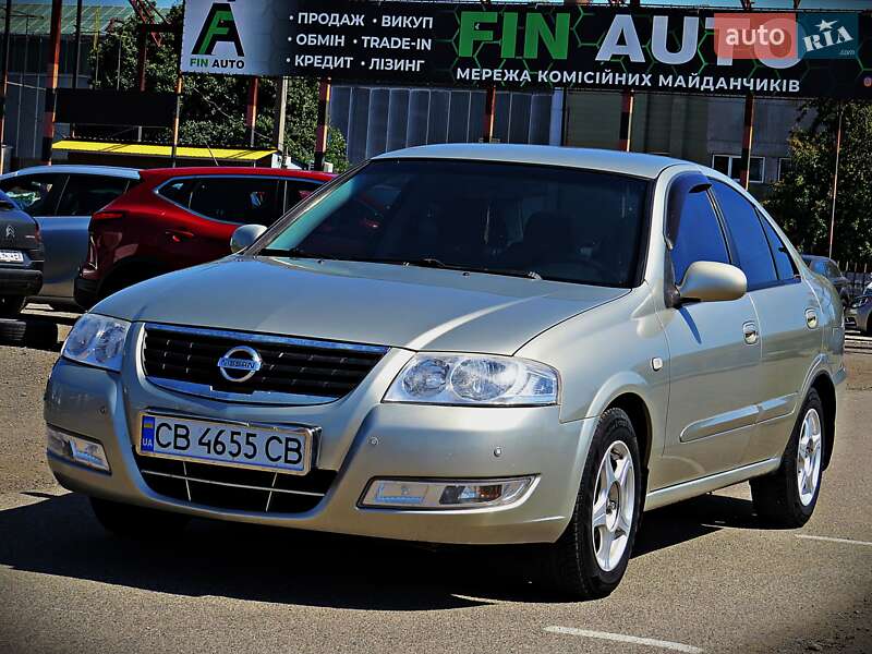 Nissan Almera 2008
