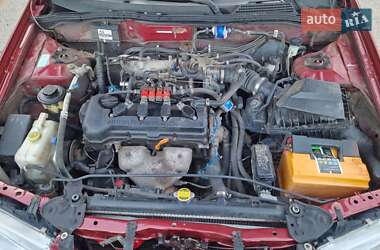Хетчбек Nissan Almera 2001 в 