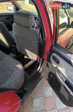 Седан Nissan Almera 1996 в 