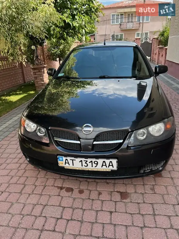 Nissan Almera 2004