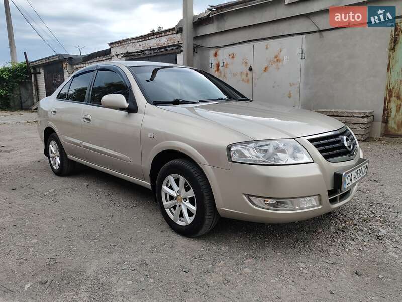 Nissan Almera 2008