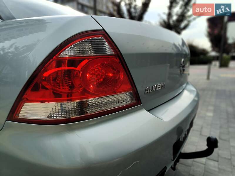 Седан Nissan Almera 2007 в Киеве