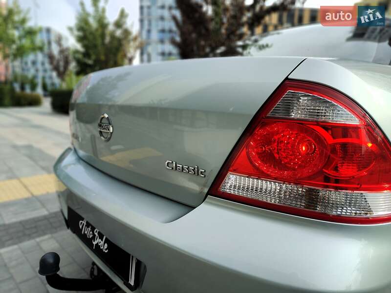 Седан Nissan Almera 2007 в Киеве