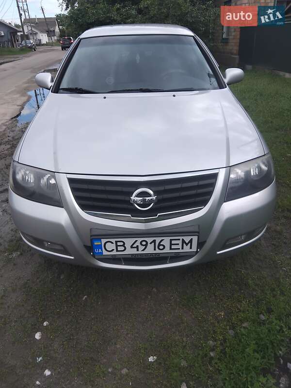 Седан Nissan Almera 2011 в Чернигове