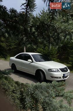 Седан Nissan Almera 2012 в Тернополі