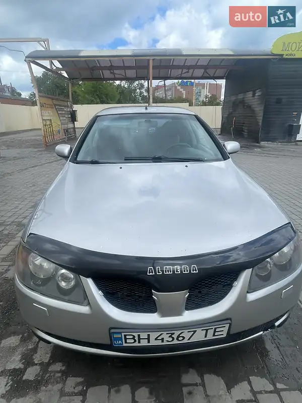 Nissan Almera