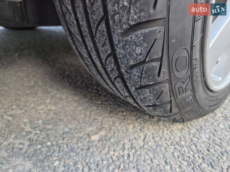 Седан Nissan Almera 2005 в Каменском