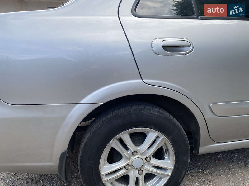 Седан Nissan Almera 2008 в Ужгороді