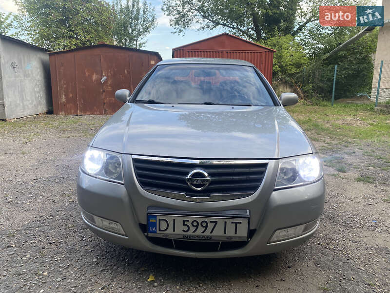 Седан Nissan Almera 2008 в Ужгороді