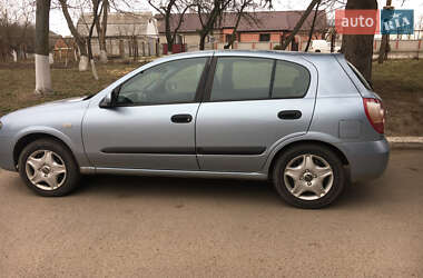 Хэтчбек Nissan Almera 2006 в Любаре