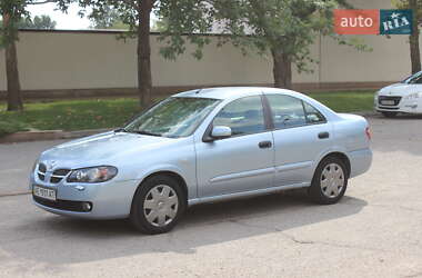 Седан Nissan Almera 2005 в  фото 2 Седан Nissan Almera 2005 в
