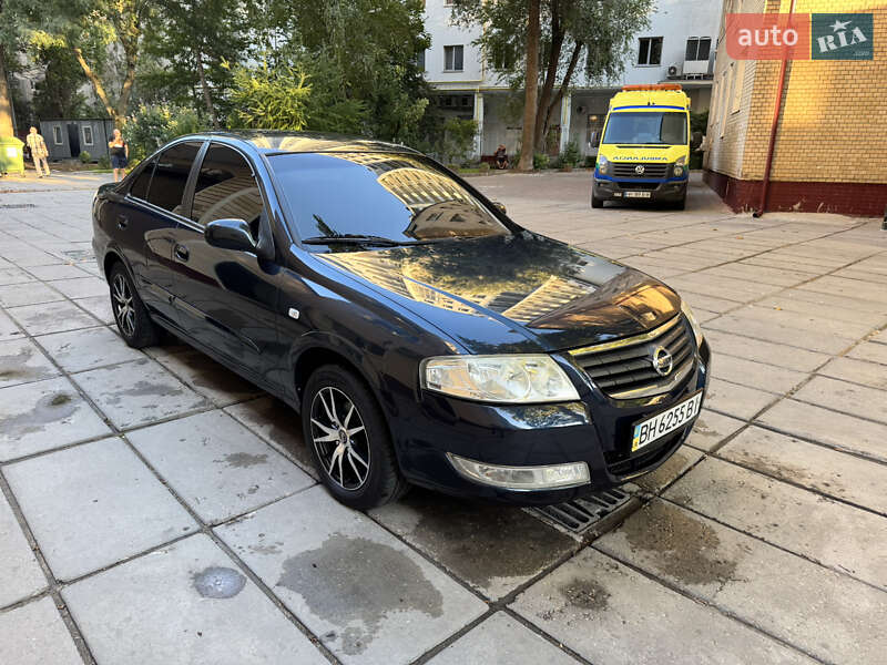 Nissan Almera 2008