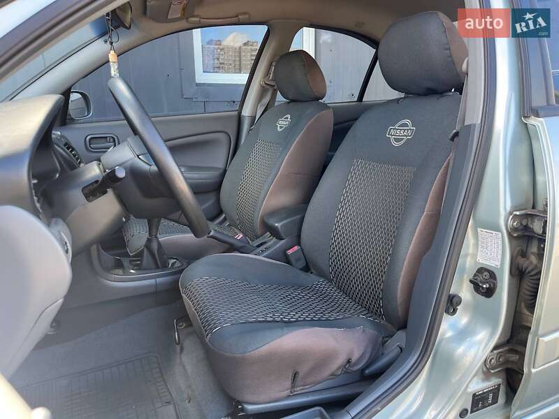 Седан Nissan Almera 2006 в Киеве