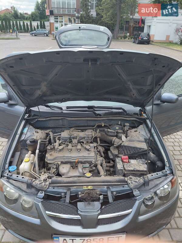 Хетчбек Nissan Almera 2005 в Івано-Франківську