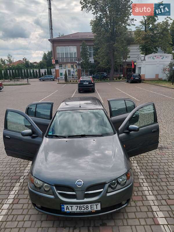 Nissan Almera 2005