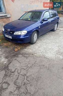 Хэтчбек Nissan Almera 2001 в Днепре