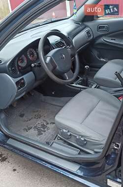 Седан Nissan Almera 2006 в  фото 7 Седан Nissan Almera 2006 в
