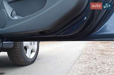 Седан Nissan Almera 2006 в  фото 10 Седан Nissan Almera 2006 в
