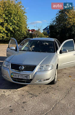 Седан Nissan Almera 2012 в Киеве