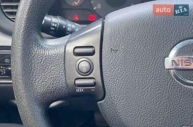 Седан Nissan Almera 2010 в 
