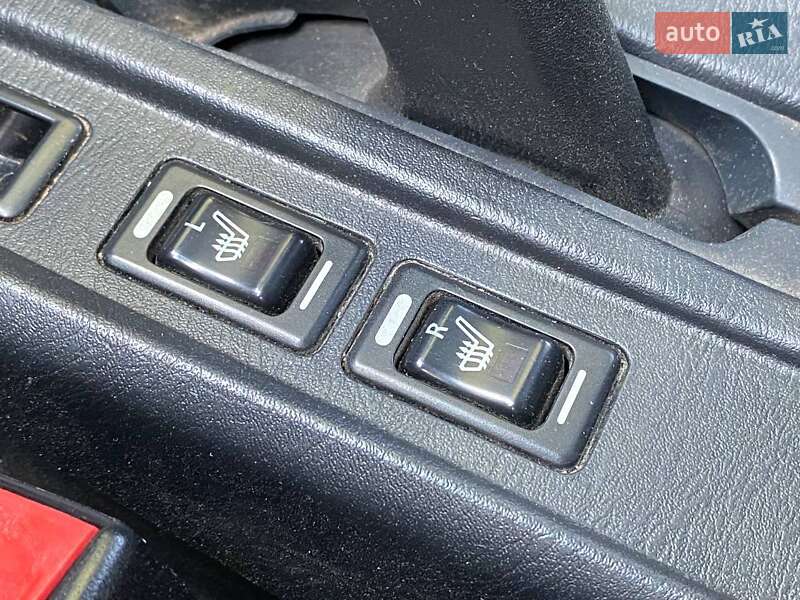 Седан Nissan Almera 2010 в Києві