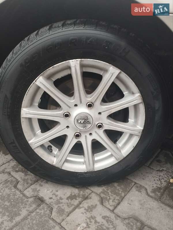 Седан Nissan Almera 2011 в Луцьку фото 23 Седан Nissan Almera 2011 в Луцьку