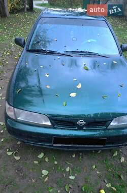 Хэтчбек Nissan Almera 1996 в Коломые