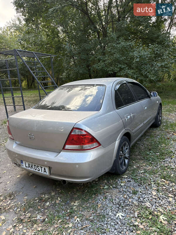 Седан Nissan Almera 2008 в Запоріжжі