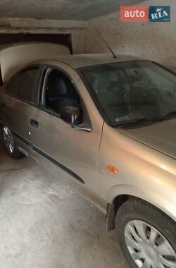 Седан Nissan Almera 2003 в Львове