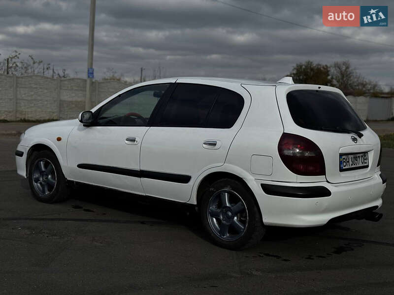Хетчбек Nissan Almera 2002 в Одесі