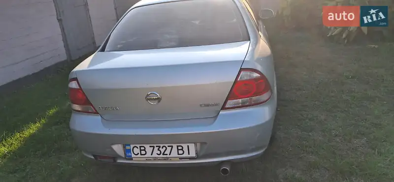 Nissan Almera