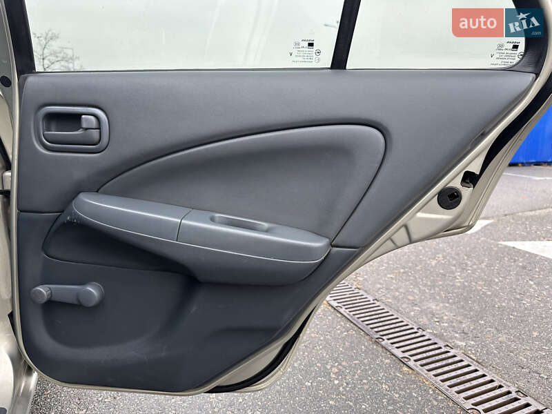 Седан Nissan Almera 2007 в Киеве фото 28 Седан Nissan Almera 2007 в Киеве