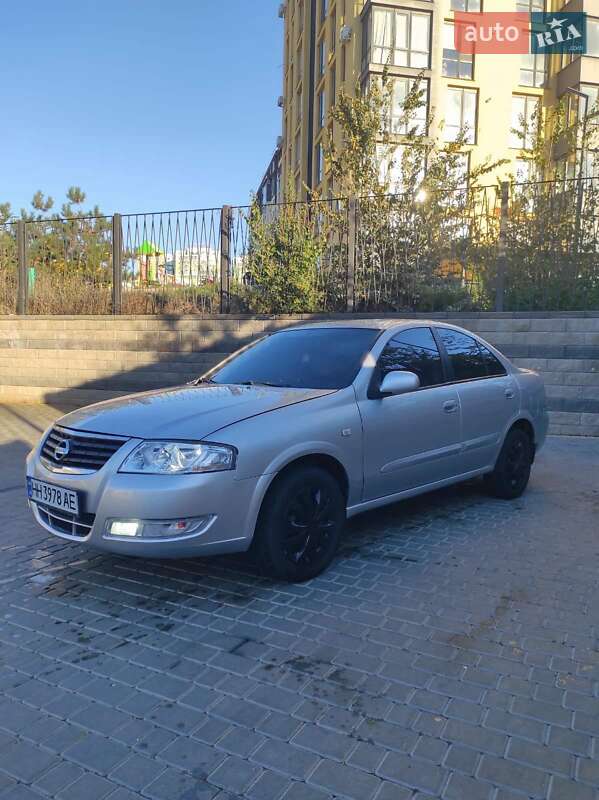 Седан Nissan Almera 2011 в Одессе