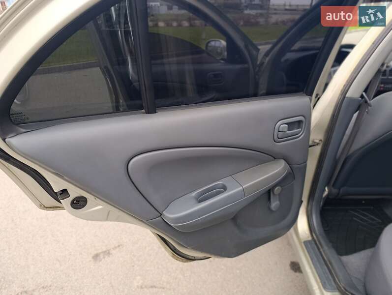 Седан Nissan Almera 2007 в Дніпрі