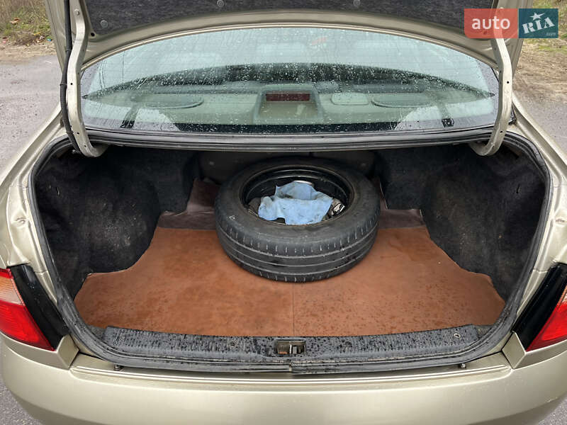 Седан Nissan Almera 2003 в Киеве фото 17 Седан Nissan Almera 2003 в Киеве