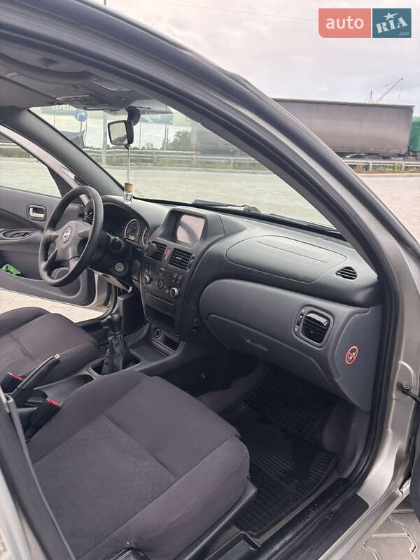 Седан Nissan Almera 2006 в Тернополе фото 14 Седан Nissan Almera 2006 в Тернополе