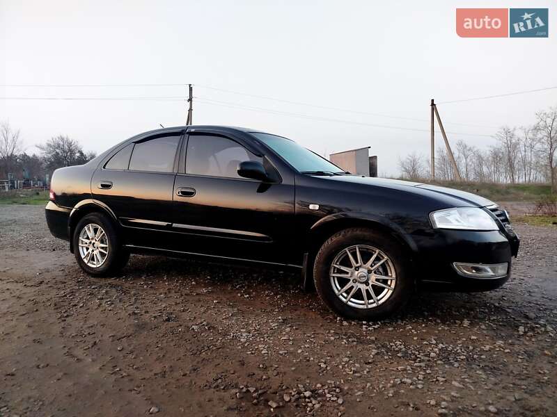 Седан Nissan Almera 2007 в Первомайске