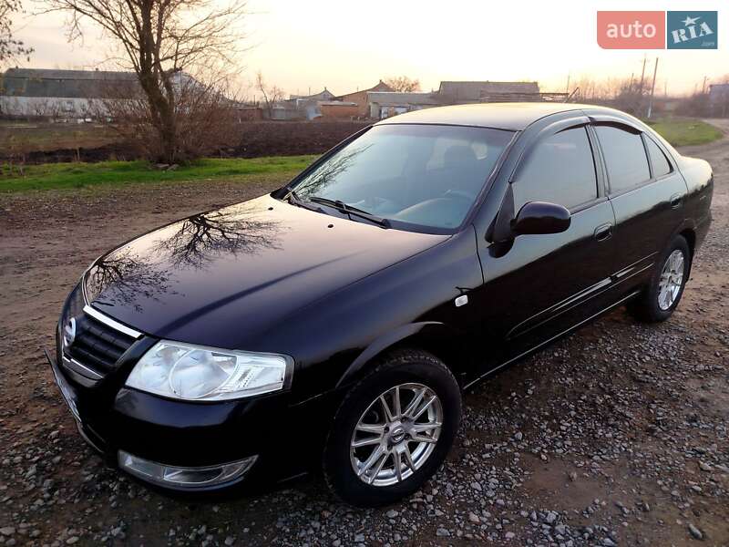Седан Nissan Almera 2007 в Первомайске