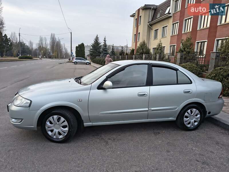 Седан Nissan Almera 2007 в Горишних Плавнях