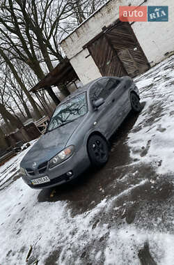 Седан Nissan Almera 2005 в Умани