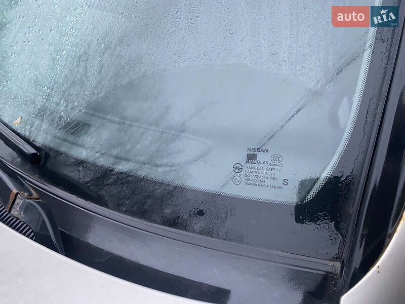 Седан Nissan Almera 2012 в Києві