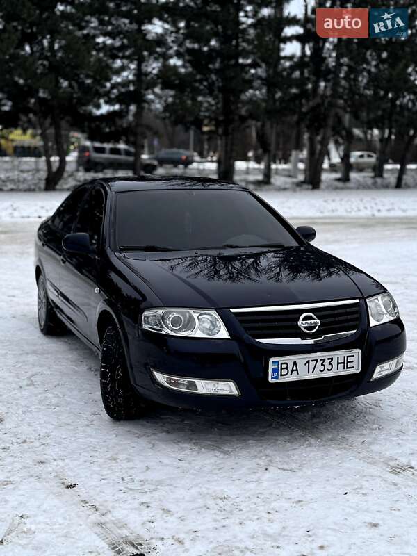 Седан Nissan Almera 2011 в Кропивницькому