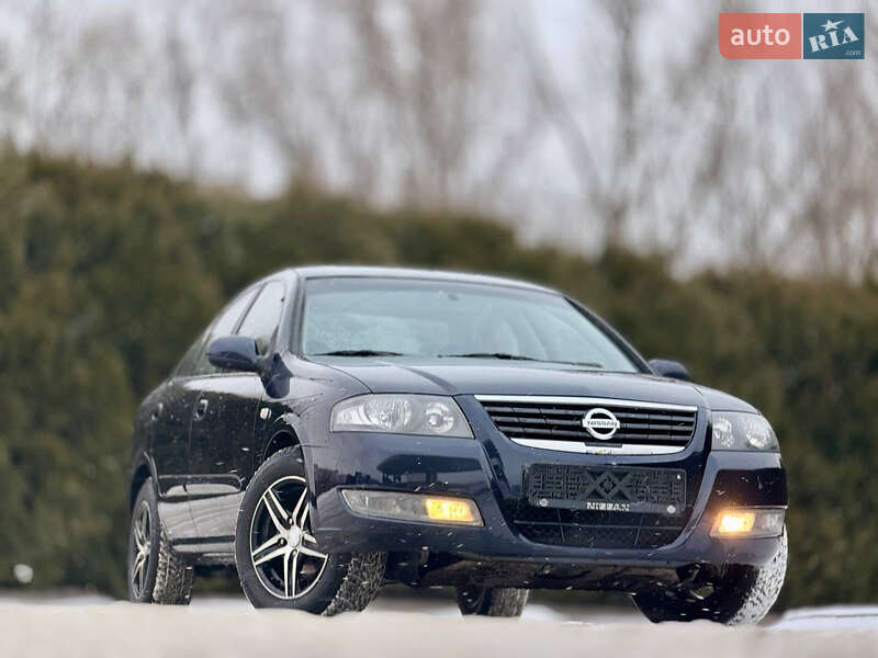 Седан Nissan Almera 2012 в Дрогобыче