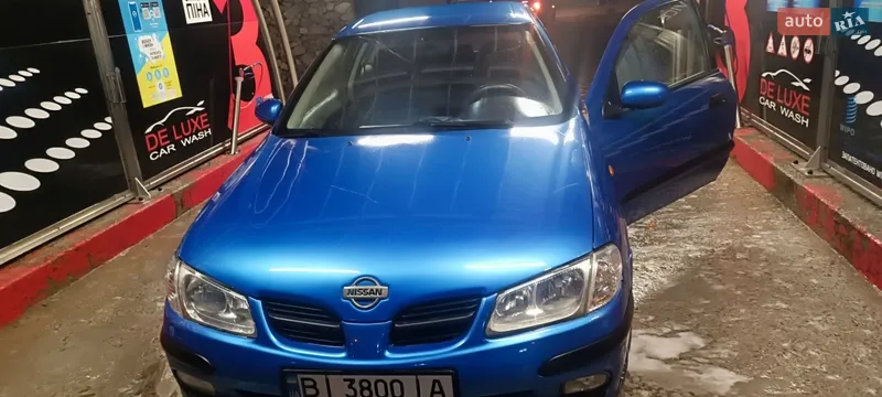 Nissan Almera