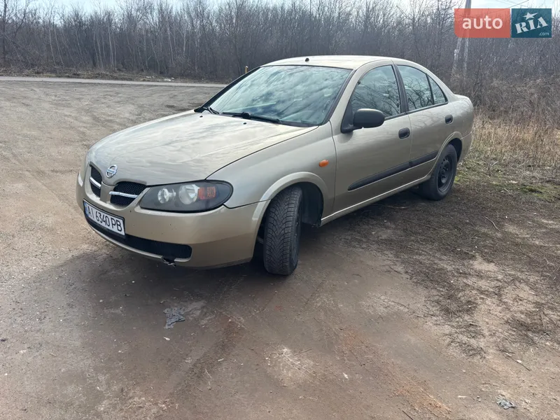 Nissan Almera