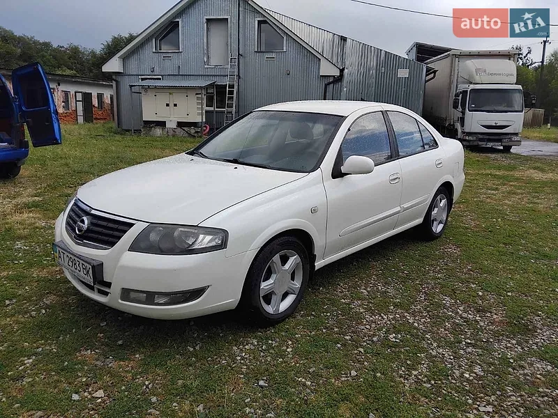 Nissan Almera 2010