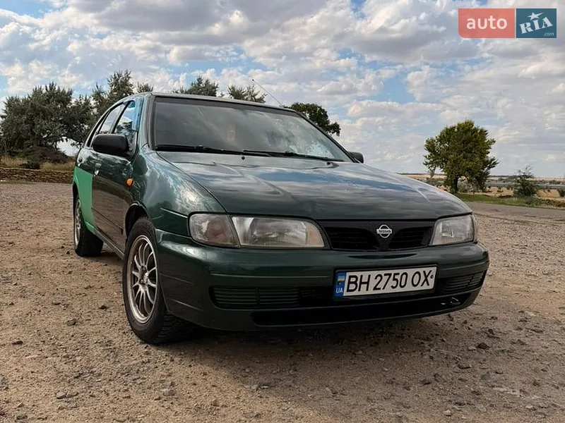 Nissan Almera