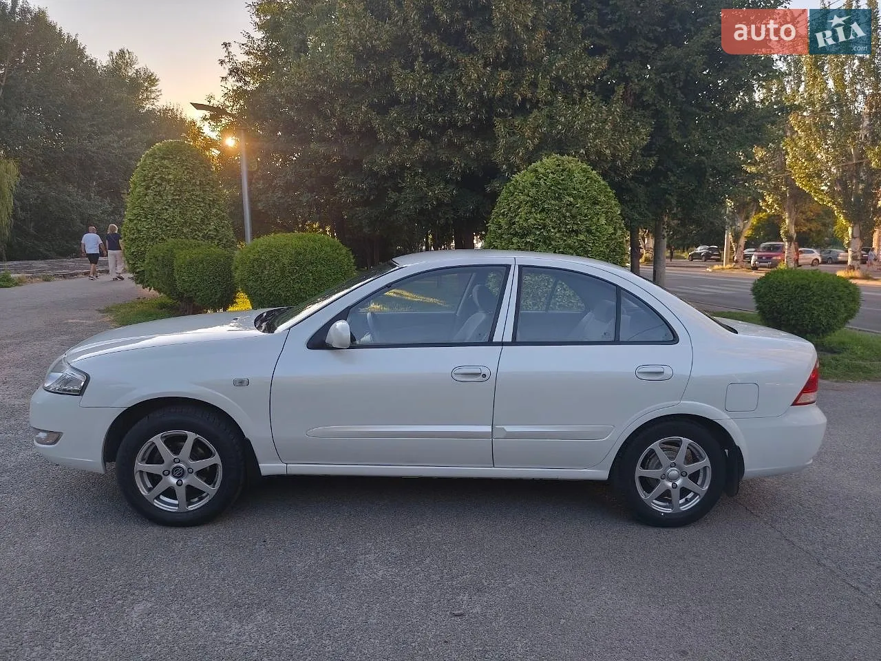 2012 Nissan Almera - мініатюра 5