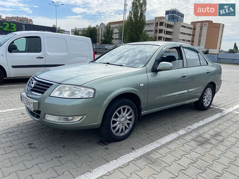 Nissan Almera