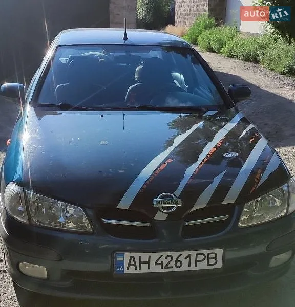Nissan Almera 2002